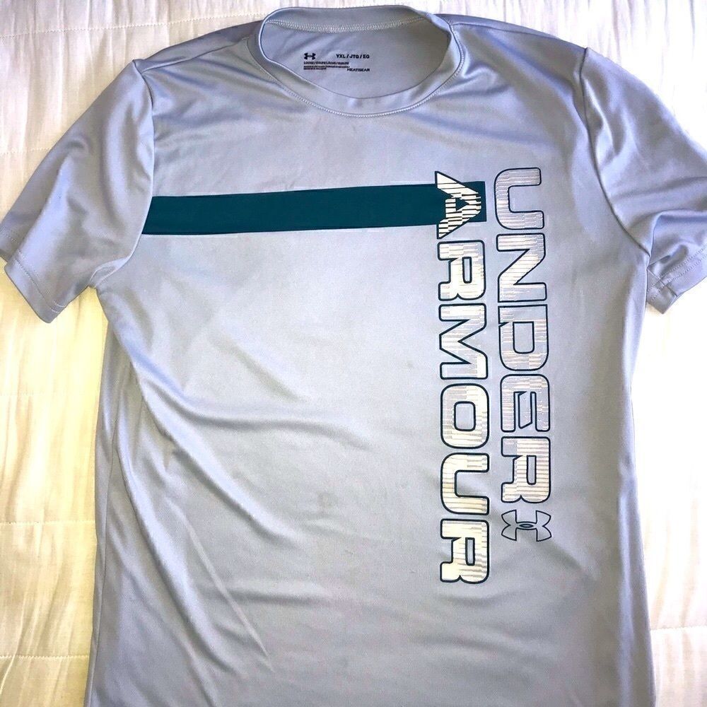 Under Armour boys athletic T-shirt size YXL